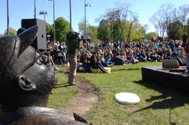 Savaitgalio renginiai: ir vėl nors persiplėšk