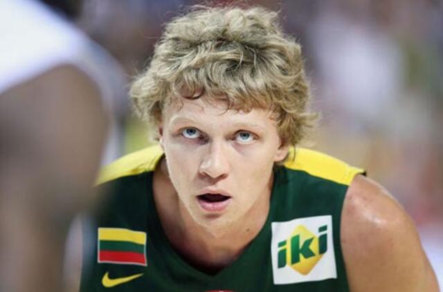 Mindaugas ir Saulius Kuzminskai kviečia vaikus į aukštaūgių stovyklą