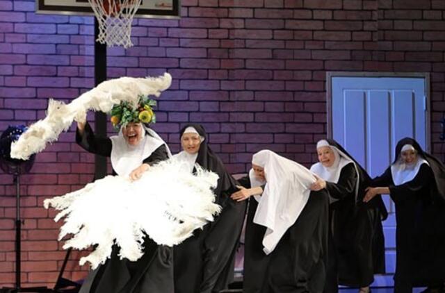 Muzikinė komedija "Šounuolynas": žiūrovai juokėsi iki ašarų