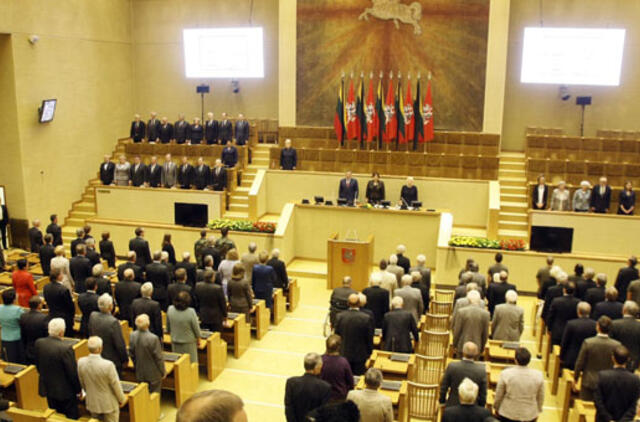 Seimas pagerbė sovietų okupacijos ir genocido aukas