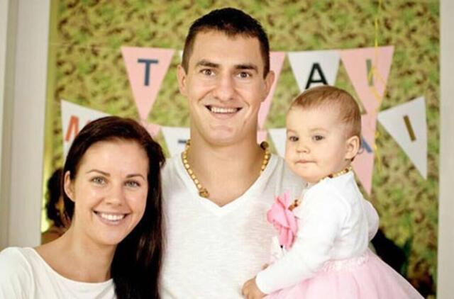 Simas Galdikas prisieks meilę Dievo akivaizdoje