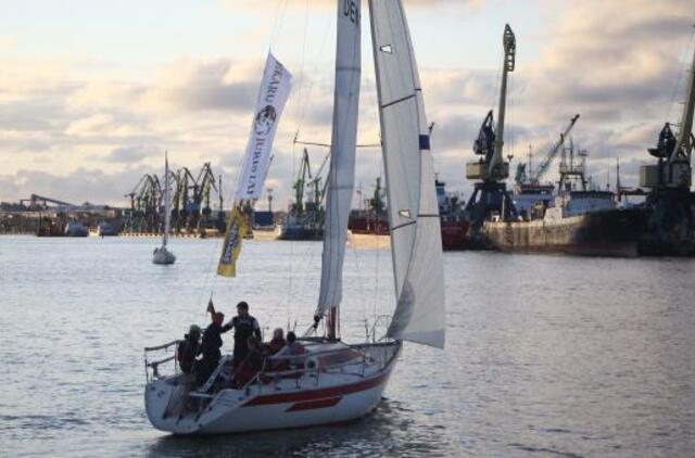 Startavo "Švyturio Joninių nakties regata"