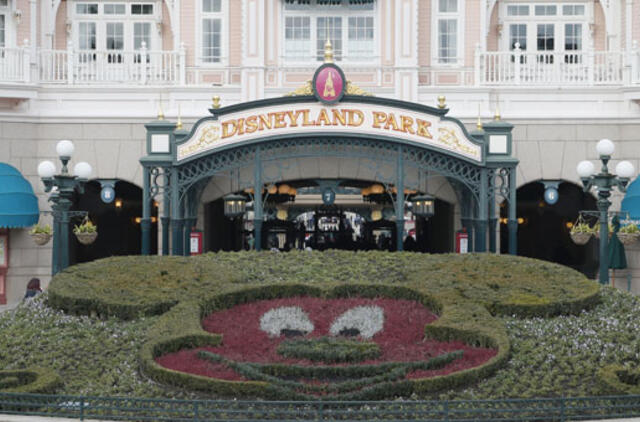 ES pradeda tyrimą dėl "Disneyland Paris" išpūstų kainų kai kurių šalių turistams