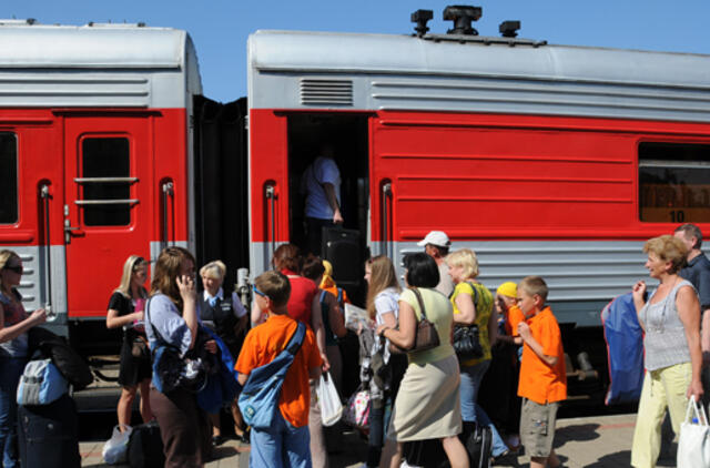 Europos Parlamentas siekia vieno bilieto kelioms transporto rūšims