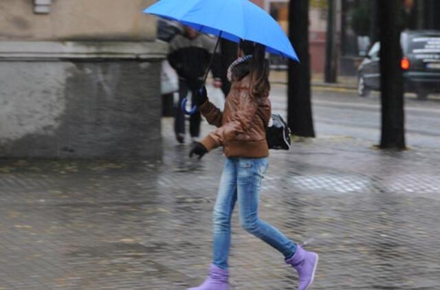 Lietingi orai nuotaiką gadins ir kitą savaitę