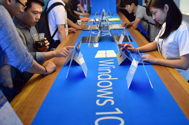 "Microsoft" vadovas: "Windows 10" pristatymas pradeda "naują erą"