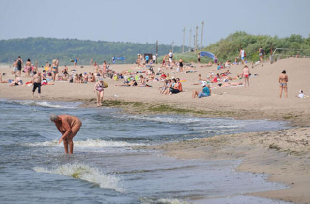 Moterų pliaže tualeto nebuvo ir nebus