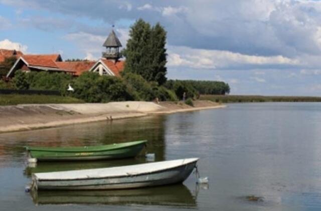 Neringa gelbėjasi nuo bankroto