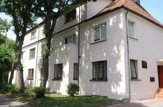 Klaipėdos akvarelės: namai ir žmonės (404)