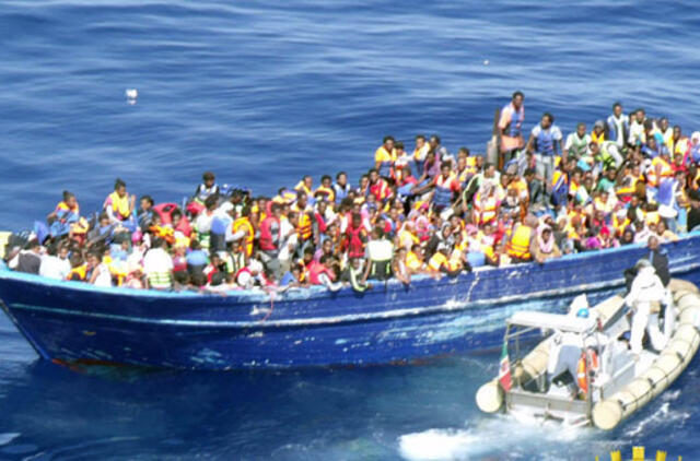 Rekordas: per vieną dieną Viduržemio jūroje išgelbėta 4 400 pabėgėlių