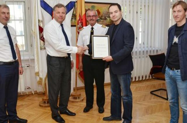 Susisiekimo ministerija KU rektoriui įteikė padėką