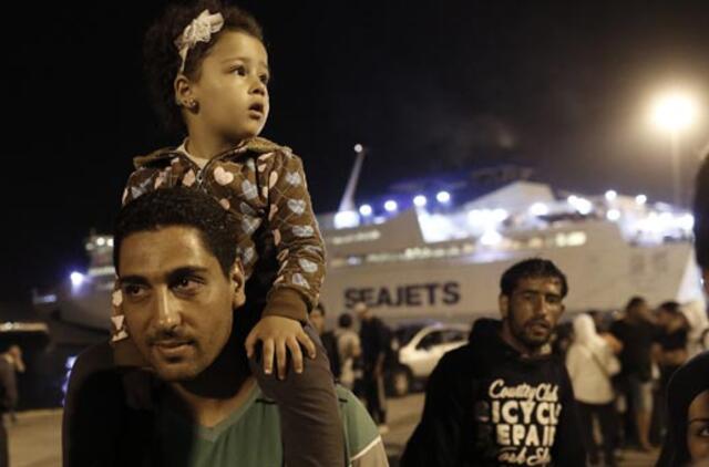 EK į Lietuvą nori perkelti 2146 migrantus