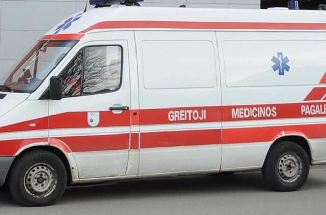 Moteris mirė dėl apsinuodijimo naftos produktais