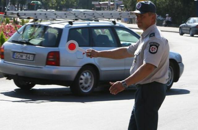 Prasidedant naujiems mokslo metams policija stiprina eismo saugumą