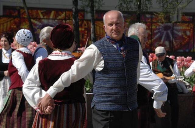 Senjorai rudenį pasitiks linksmindamiesi