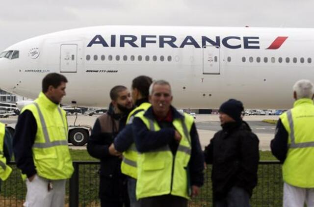 "Air France" 2016 metais atleis mažiau darbuotojų nei planuota anksčiau