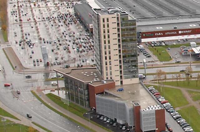 Susikibo dėl "Neapolio" administratoriaus atlyginimo