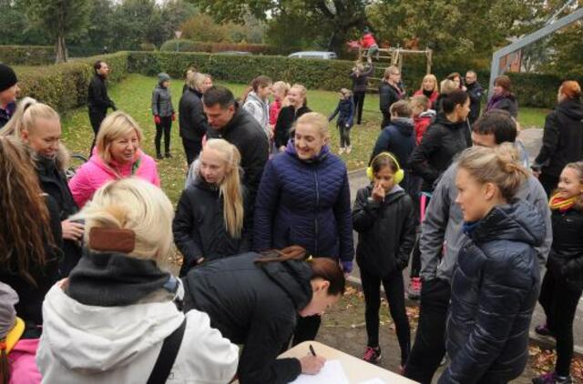 Tauralaukio mokiniai nori sporto salės