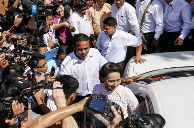 Mianmaro opozicijos šalininkai optimistiškai nusiteikę dėl pergalės rinkimuose