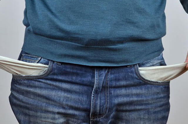 Skolų išieškotojų atakos - tik klaida?