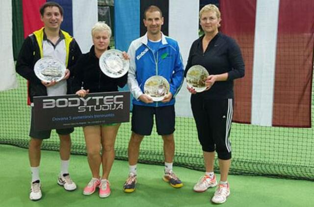Tenisininkai išsidalijo laurus