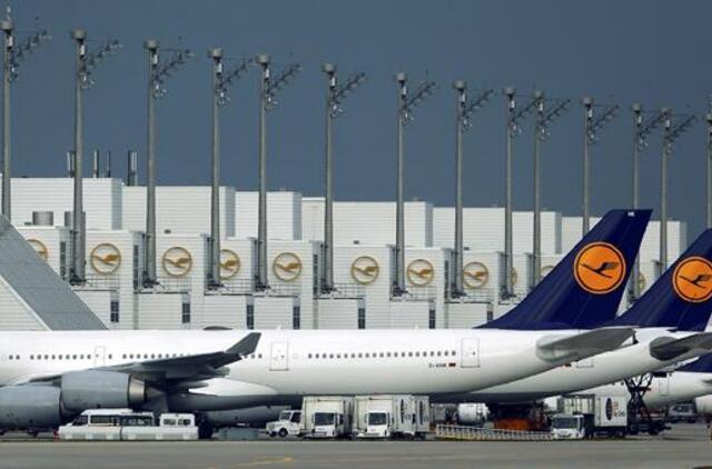 Vokietijos vežėja "Lufthansa" susitarė su 30 tūkst. darbuotojų dėl atlyginimų