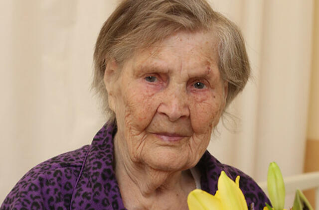 102-iejų Bronislava: kasdien valgiau mėsą ir sunkiai dirbau