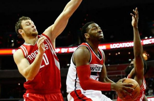 Donatas Motiejūnas pelnė pirmuosius taškus naujajame sezone