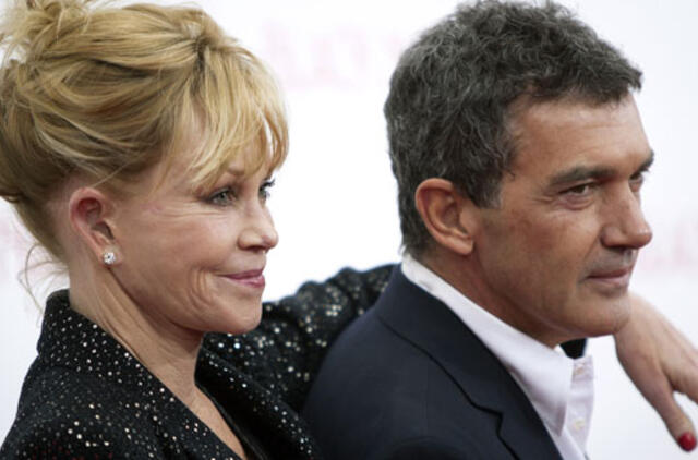 Kino žvaigždės Melani Grifit ir Antonijo Banderas oficialiai nutraukė santuoką