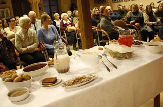 Švenčių laukimas: grįžtame prie tradicijų