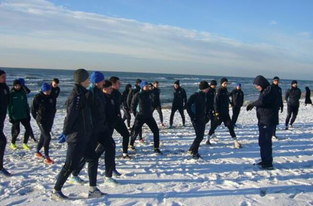 "Atlanto" futbolininkai išskrido į Kiprą