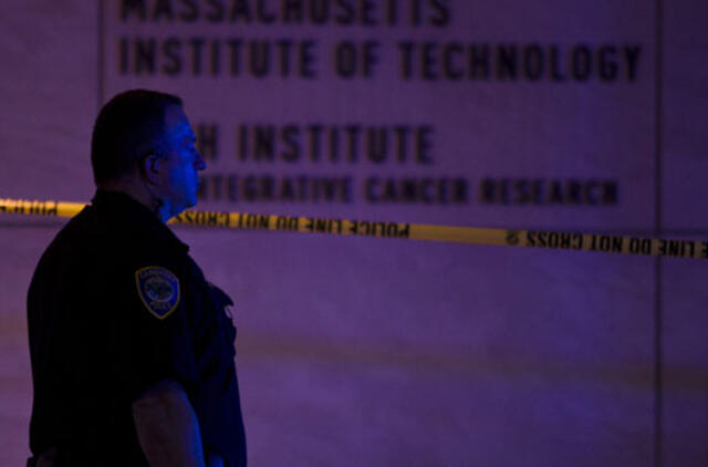 JAV suimtas vyras, planavęs išpuolį per Naujųjų metų sutiktuves