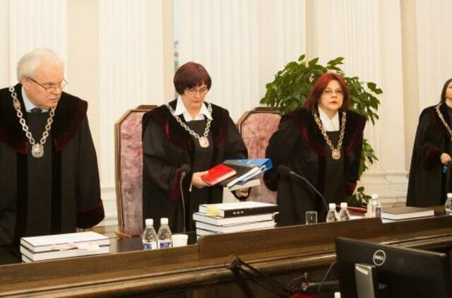 Teismas: kaltinamieji Sausio 13-osios byloje gali būti teisiami už akių