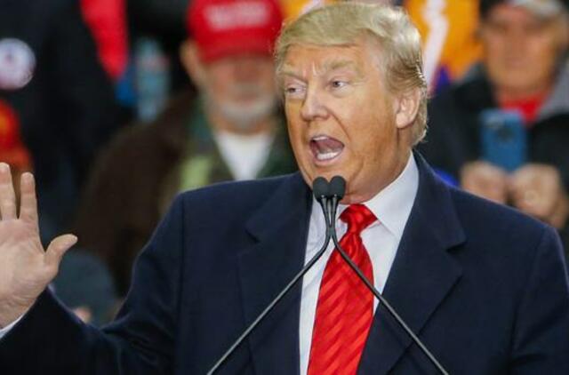 Donaldas Trampas norėtų pastatyti 8 milijardų dolerių vertės sieną JAV ir Meksikos pasienyje