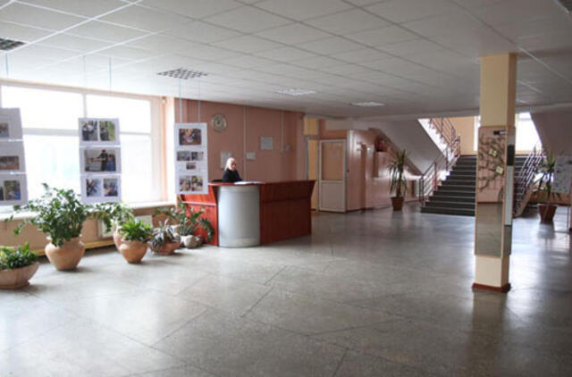 Mokyklos tuščios liks bent iki trečiadienio