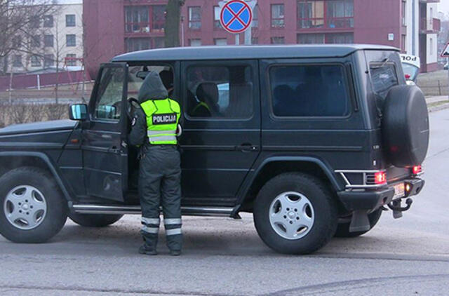 Per naktį - penki neblaivūs vairuotojai