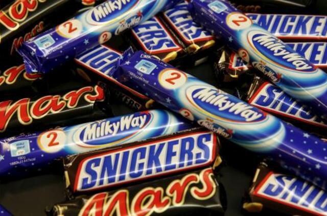 Vokietijoje iš prekybos atšaukiami šokoladukai "Mars" bei "Snickers"