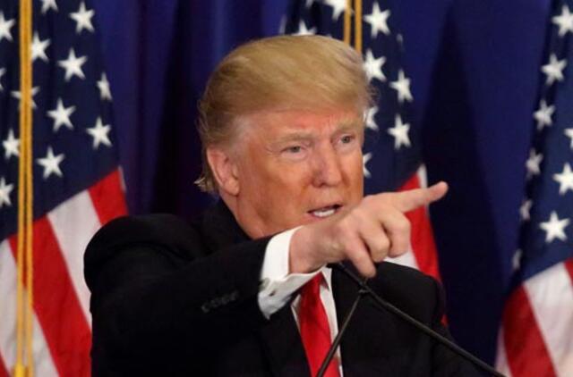 Donaldas Trampas  laimėjo pirminius rinkimus Misisipėje ir Mičigane