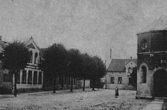 Klaipėdos akvarelės: namai ir žmonės (430)