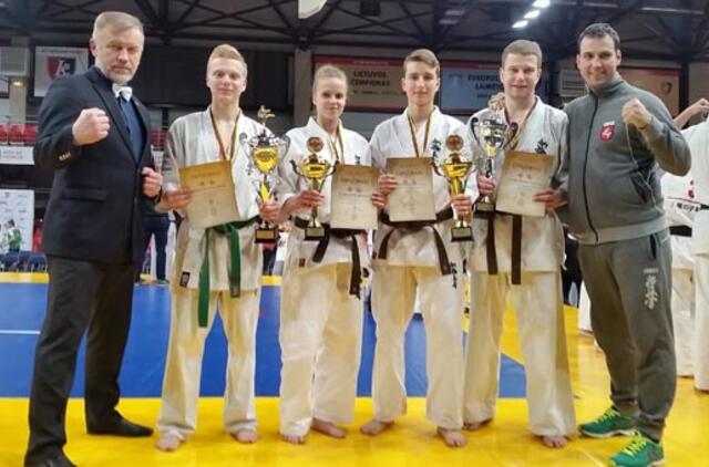 "Shodan" karatistai - tarp laureatų