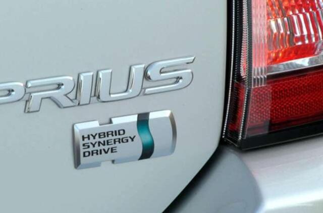 Taikos pr. pavogtas "Toyota Prius"