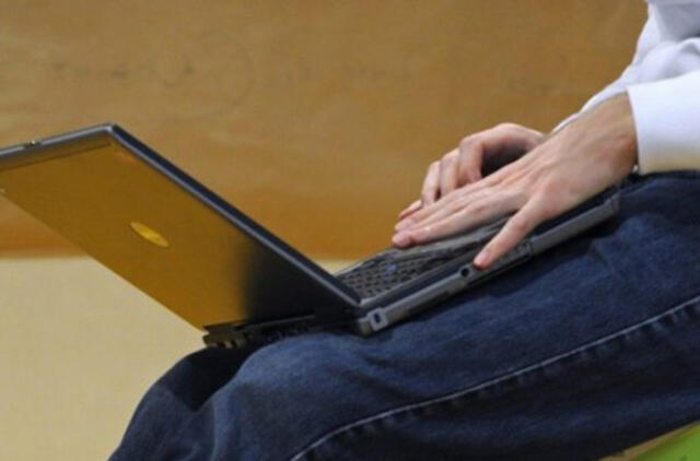 Vis daugiau žmonių skundžiasi dėl informacijos internete