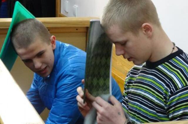 Jaunuoliai smaginosi žudydami