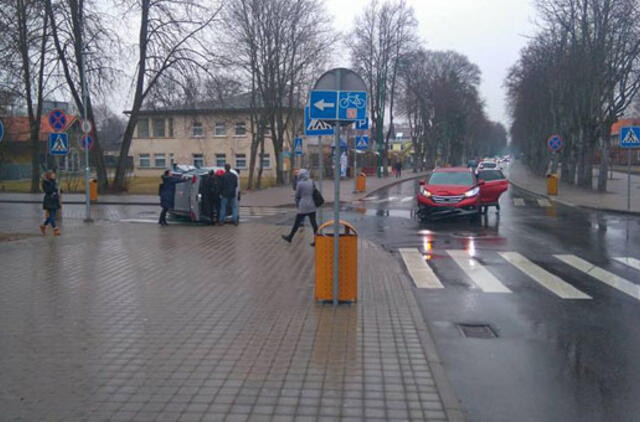 Per savaitę Lietuvoje įvyko 49 eismo įvykiai, kuriuose nukentėjo žmonės