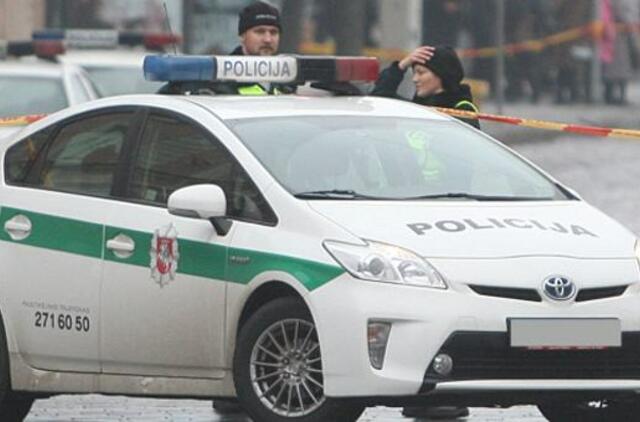 Seifų vagys nerimsta