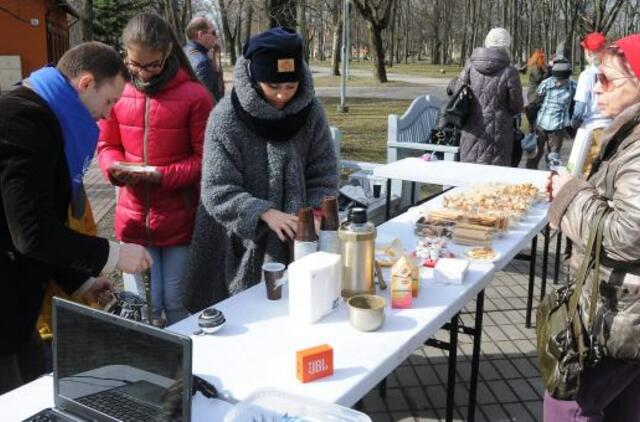 Skulptūrų parke gurkšnota "Vynerio arbatėlė"