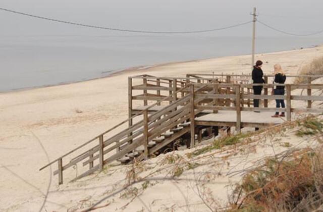 Surado, kas remontuos paplūdimių inventorių