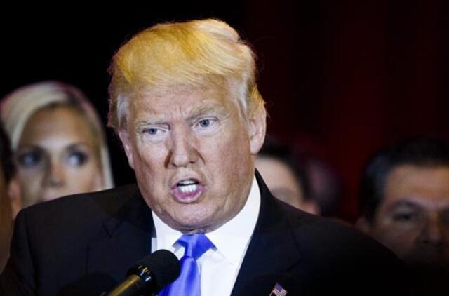 Donaldas Trampas laimėjo pirminius rinkimus Indianos valstijoje, jo varžovas traukiasi