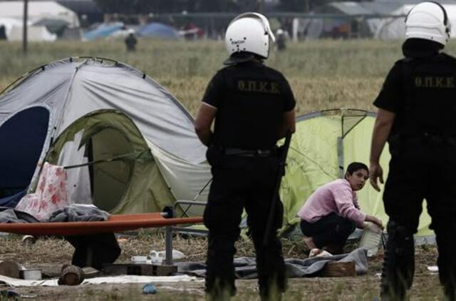 Graikija pradėjo Idomenio pabėgėlių stovyklos likvidavimą
