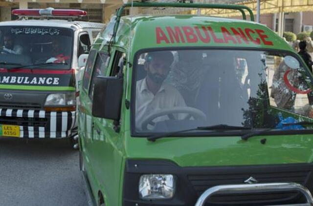 Per avariją Indijoje nukentėjusi mergina pervežta į Delio ligoninę